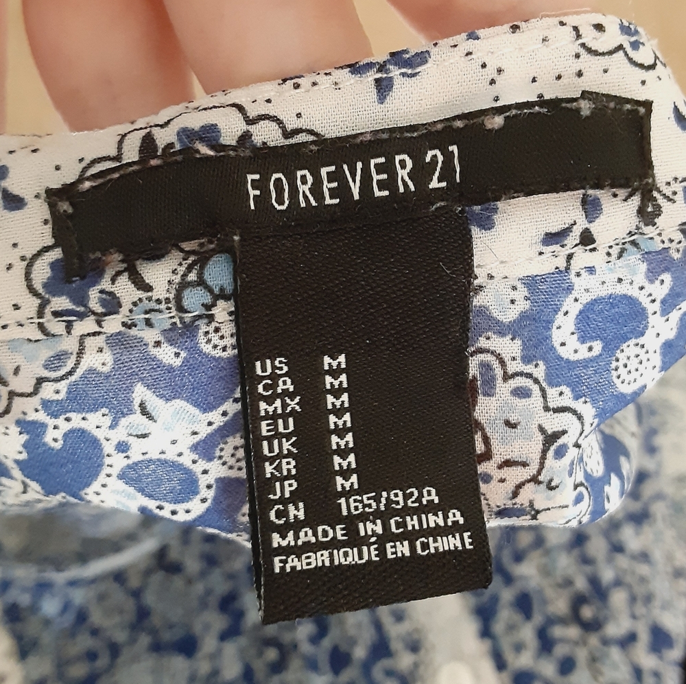 Forever 21 Pleated Floral Blouse - Picture 7 of 8